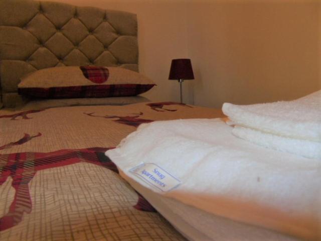 Snug - Abhainn Apartment Хеленсборо Экстерьер фото