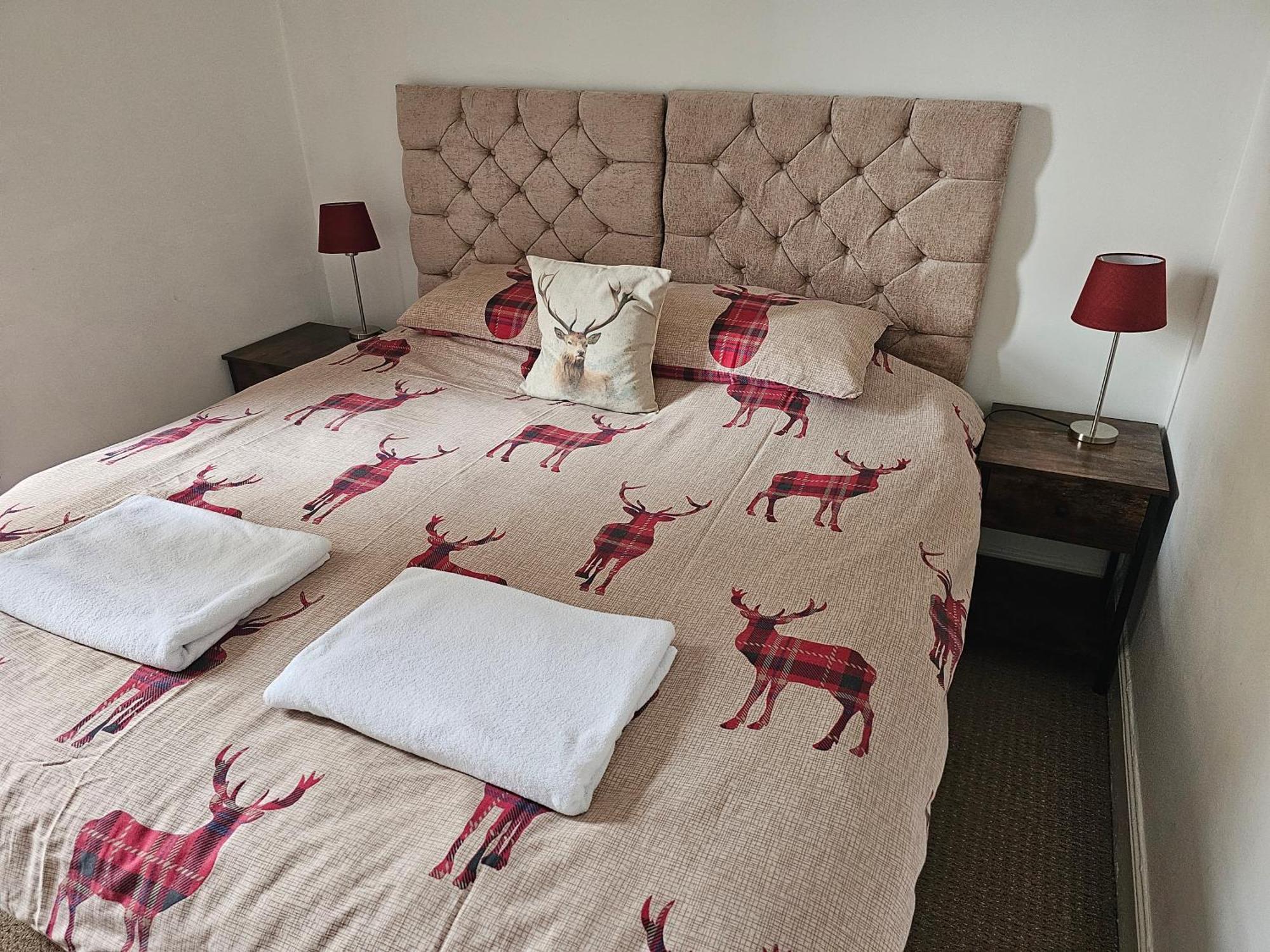 Snug - Abhainn Apartment Хеленсборо Экстерьер фото